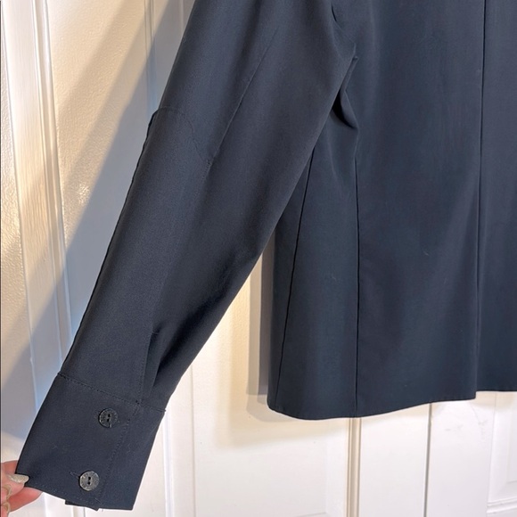 EUC Express Stretch Beautifully Detailed Black Women's Shacket Size 13/14 - Picture 4 of 10